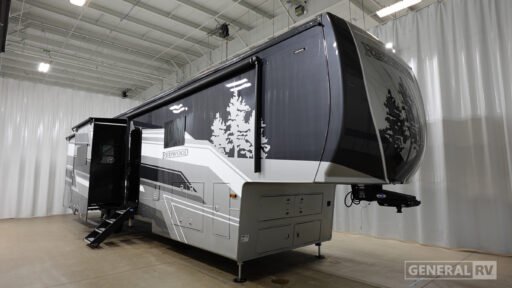 2027 Crossroads RV Redwood 401LK