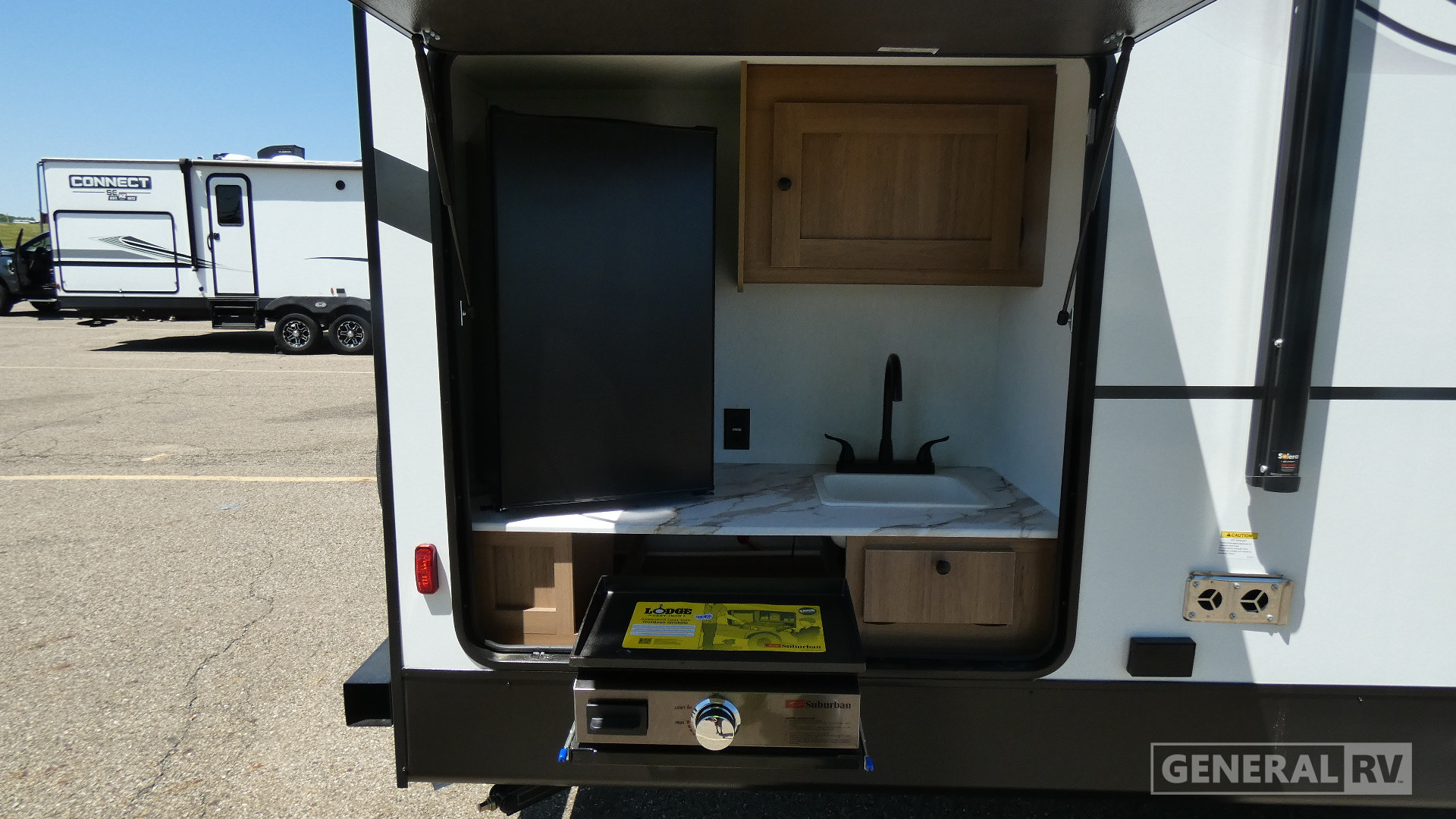 2026 Coachmen Apex Ultra Lite 242BARV for Sale