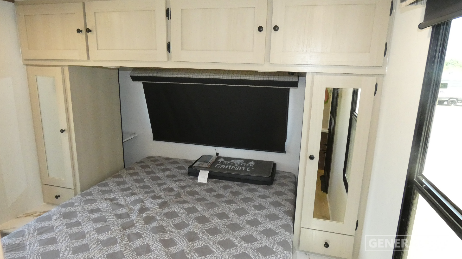2026 Coachmen Apex Ultra Lite 242BARV for Sale