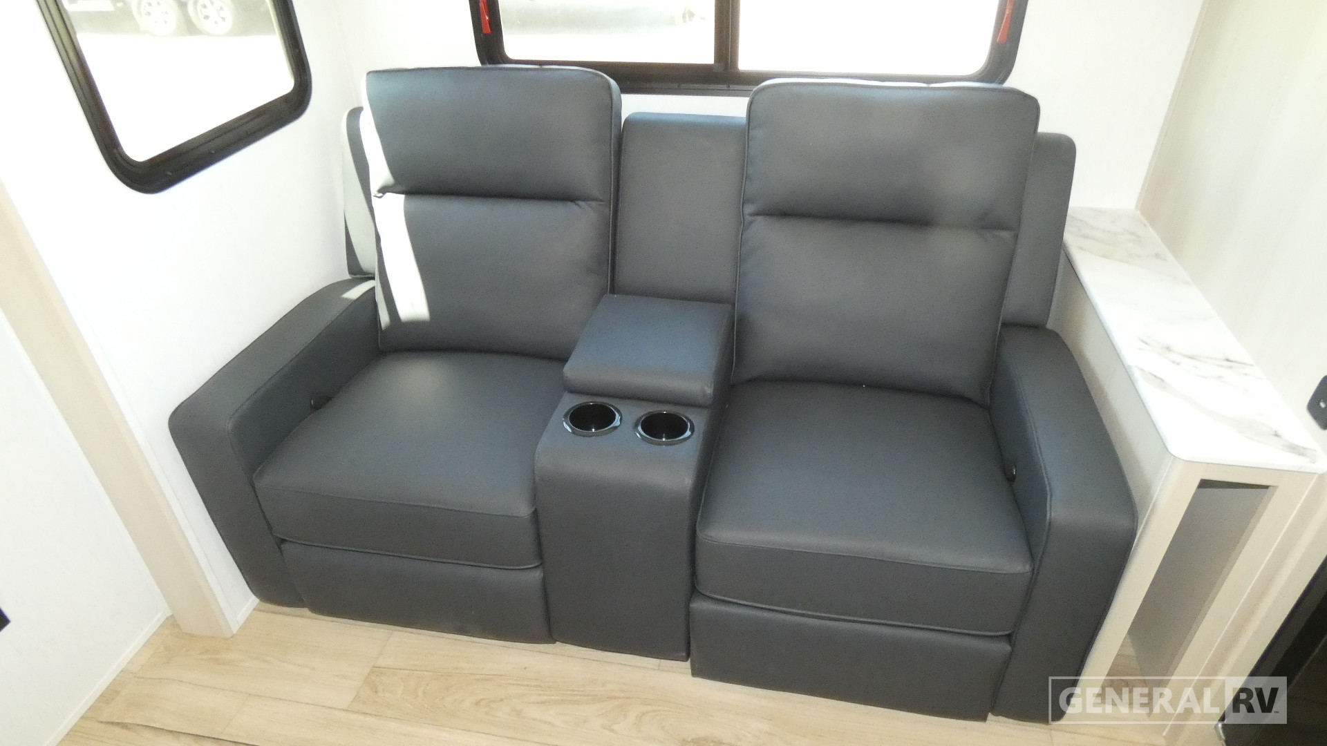 2026 Coachmen Apex Ultra Lite 242BARV for Sale