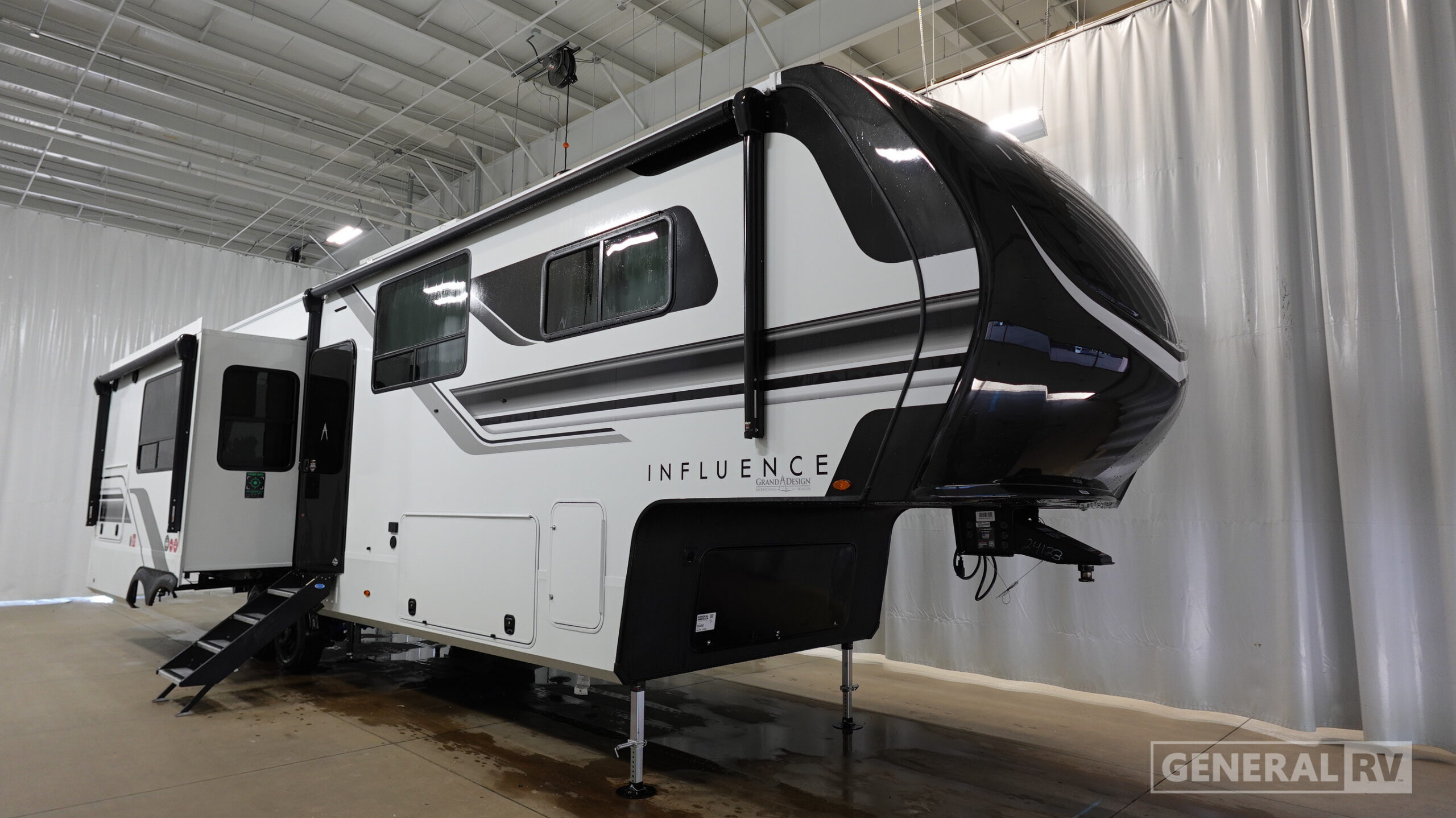 2026 Grand Design Influence 3203GK for Sale in Ashland, VA
