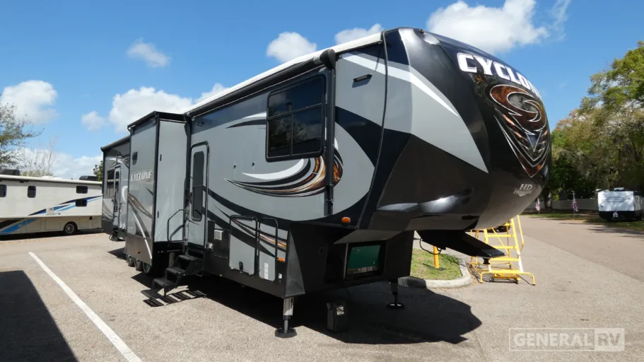 2017 HEARTLAND 4250
