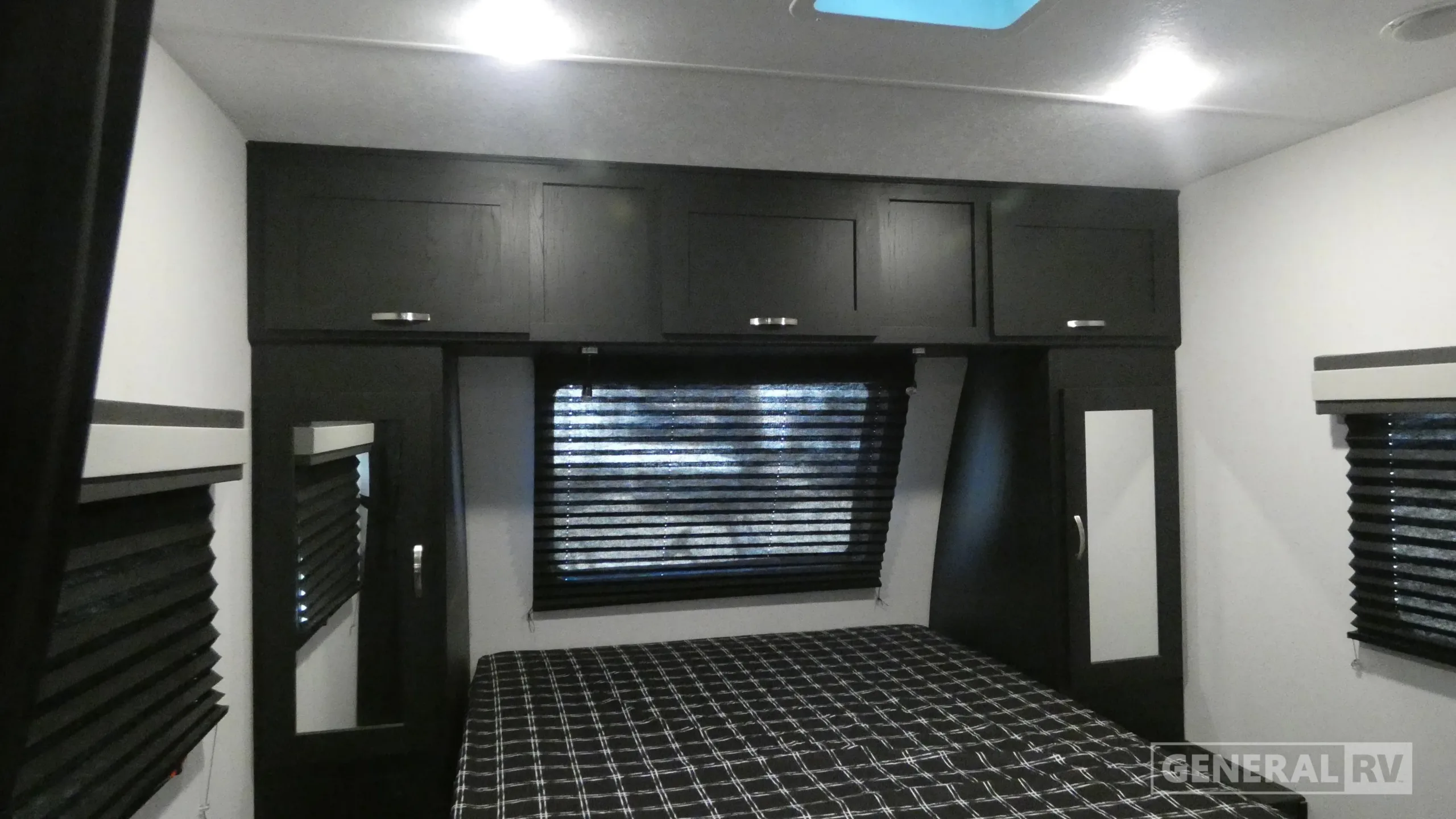 2024 Coachmen Freedom Express Ultra-Lite 246RKS for Sale