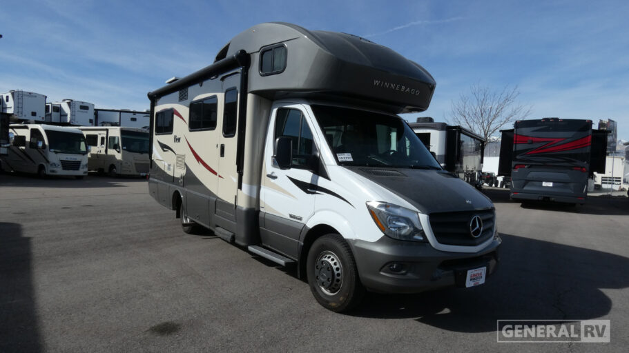 2016 WINNEBAGO 24J