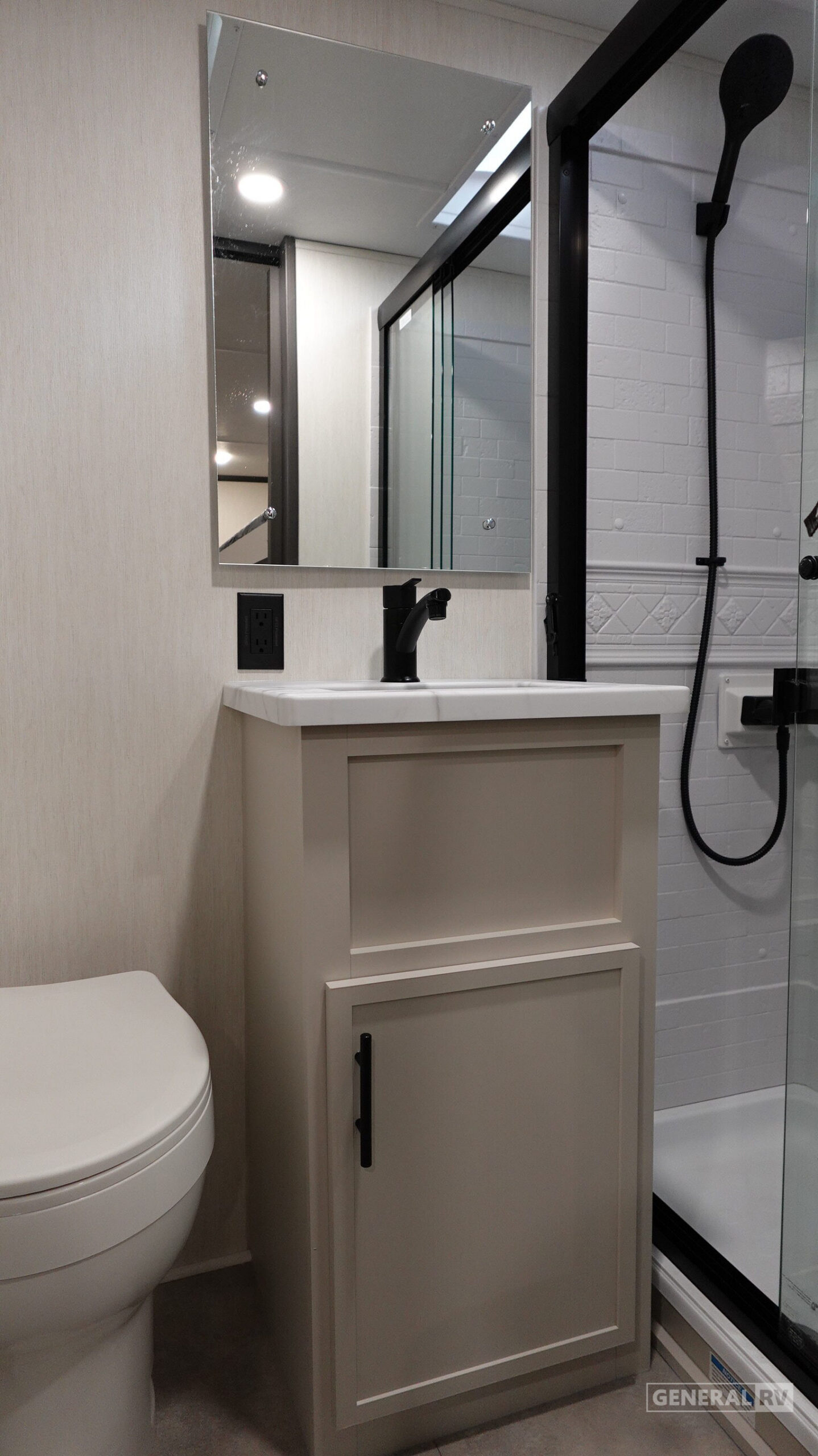 2027 Prime Time Manufacturing Crusader FAM37 for Sale
