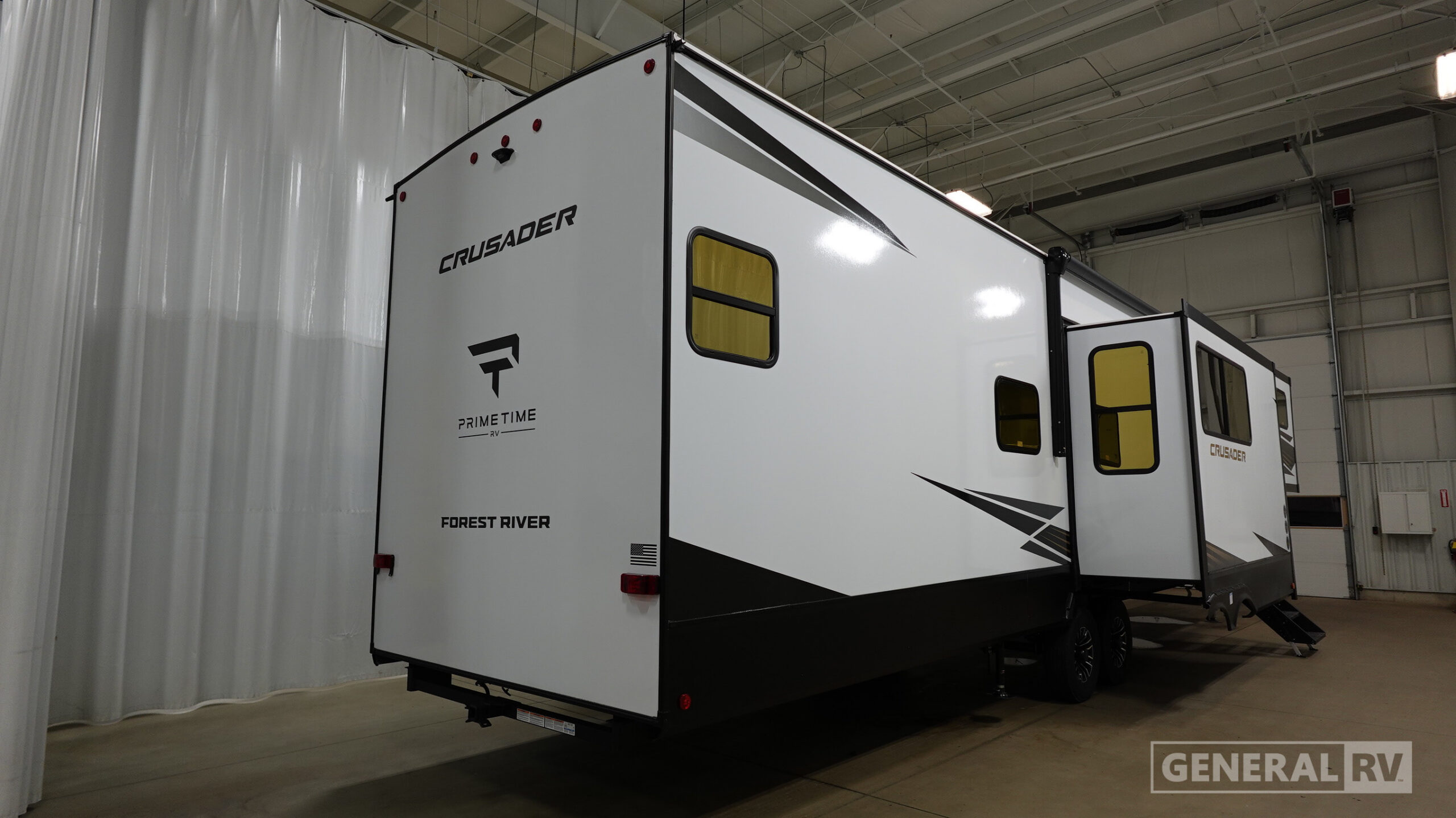 2027 Prime Time Manufacturing Crusader FAM37 for Sale