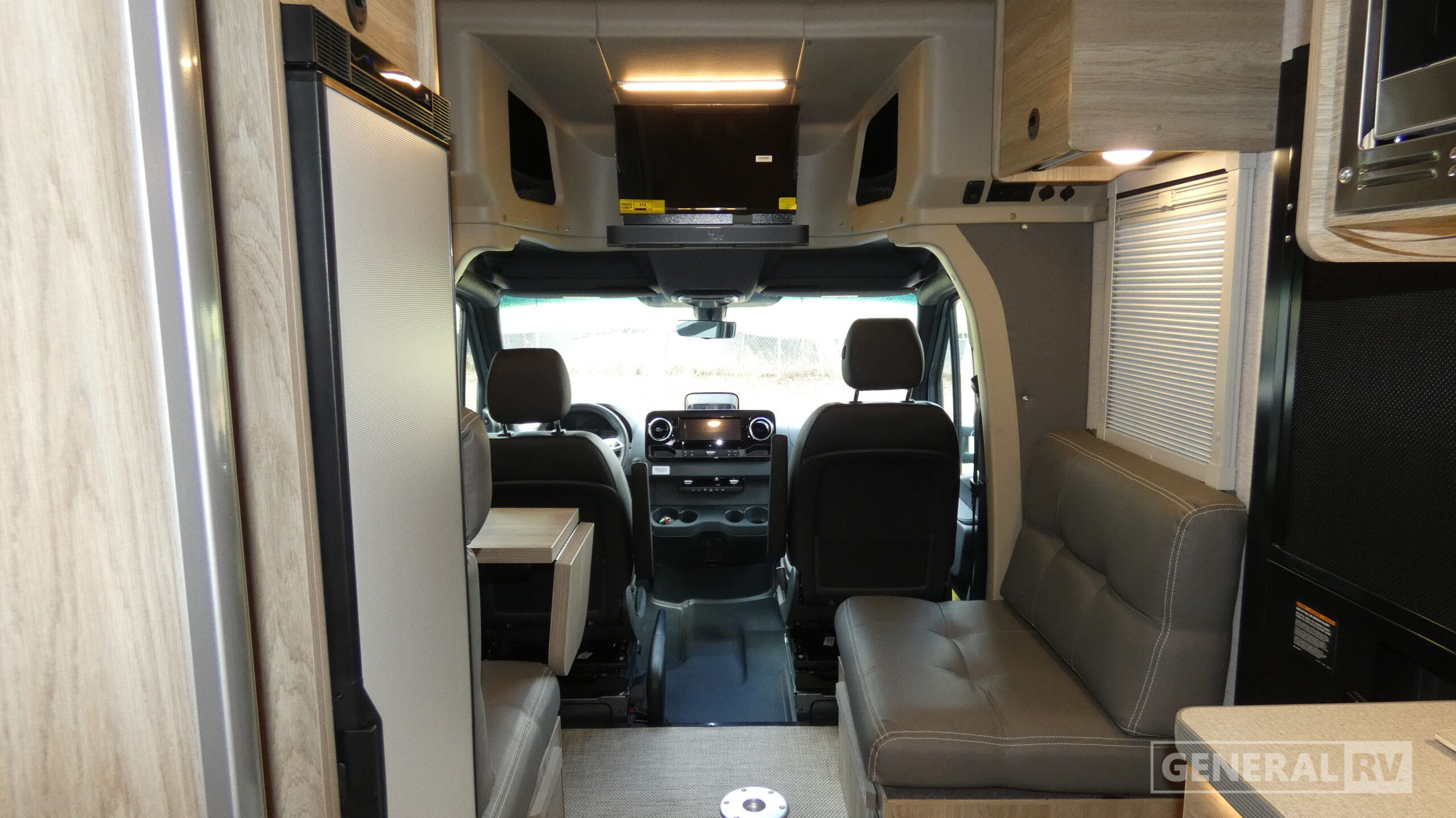 EKKO Sprinter/23B/2027 image-3