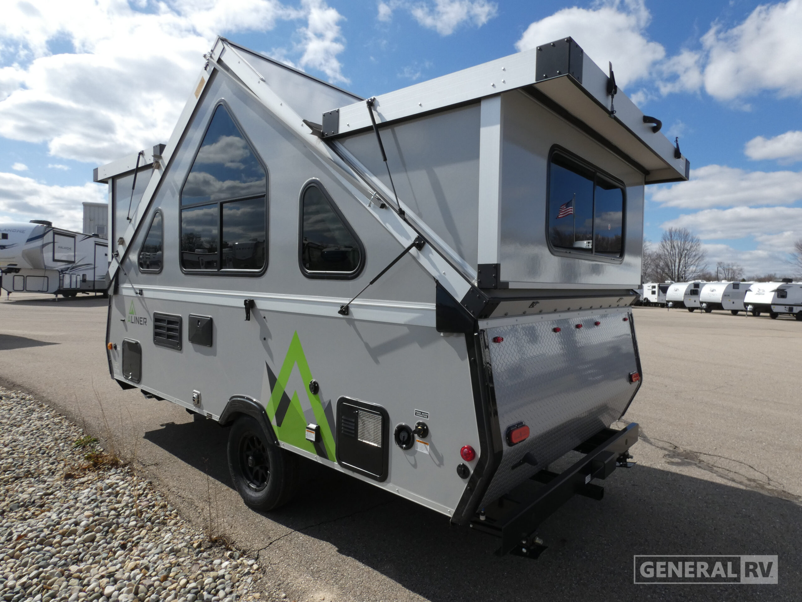 2026 Aliner Expedition Rear Sofa for Sale