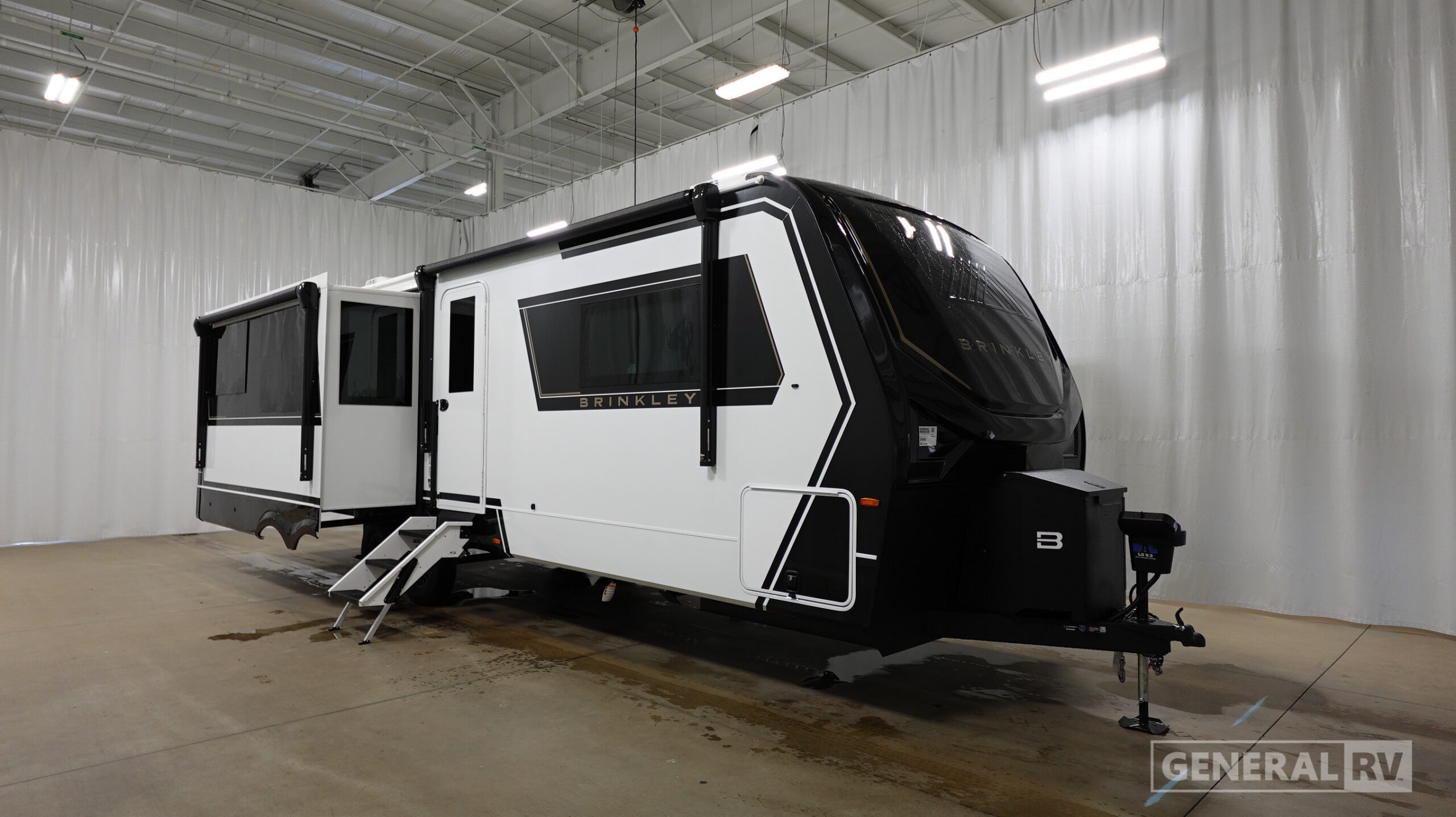 2026 Brinkley RV Model Z AIR 297 for Sale in North Canton, OH