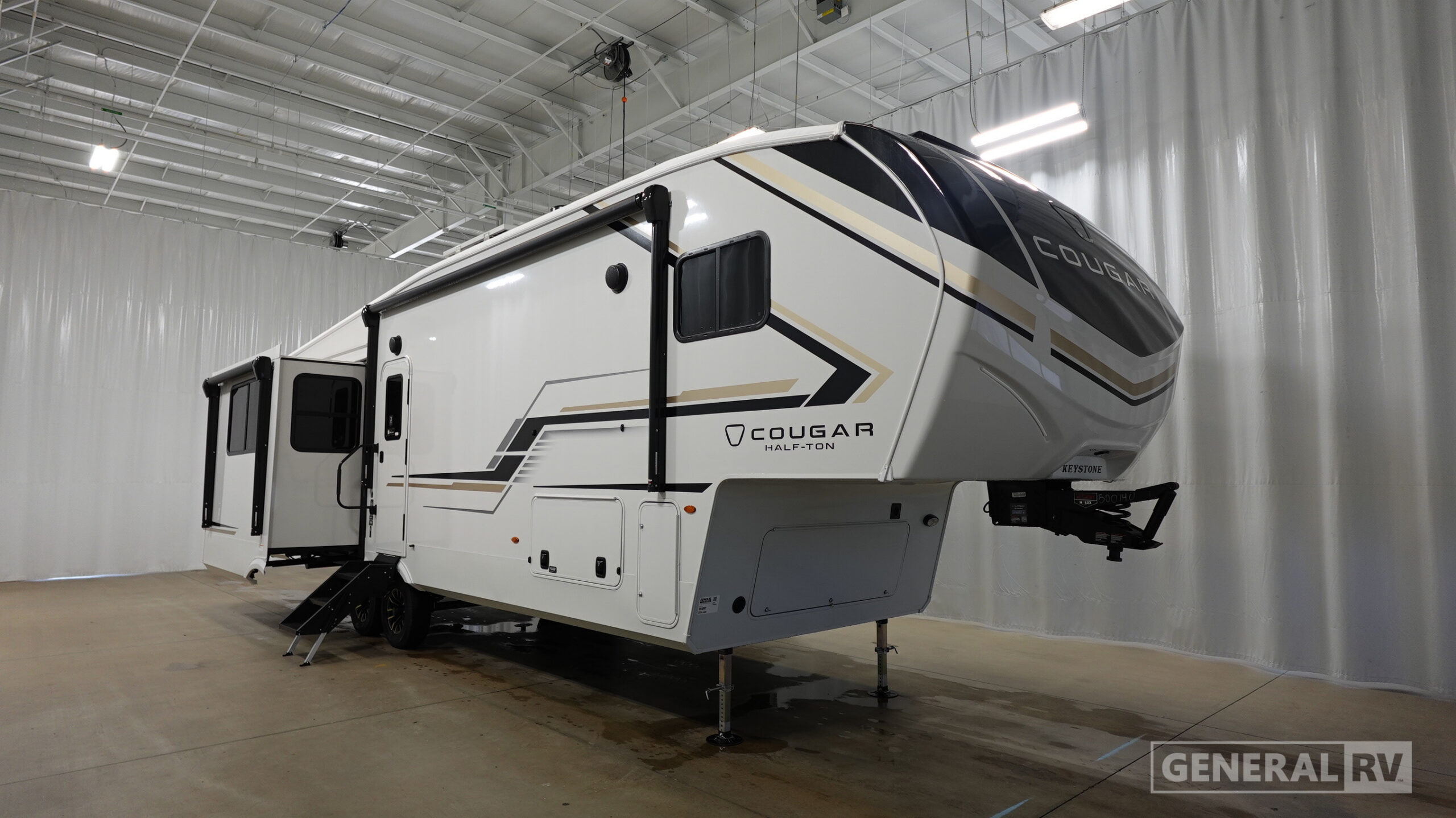 2026 Keystone Cougar Half-Ton (Fifth Wheel) 29MBD for Sale in Birch Run, MI