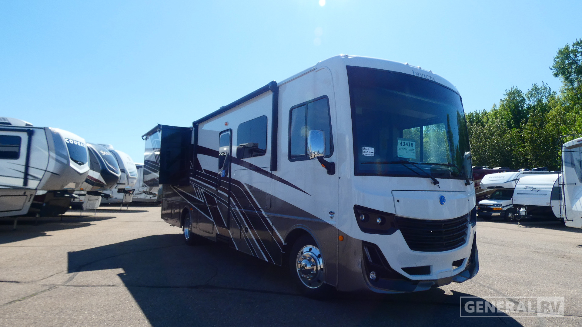 2026 Holiday Rambler Invicta 32RW for Sale in Birch Run, MI