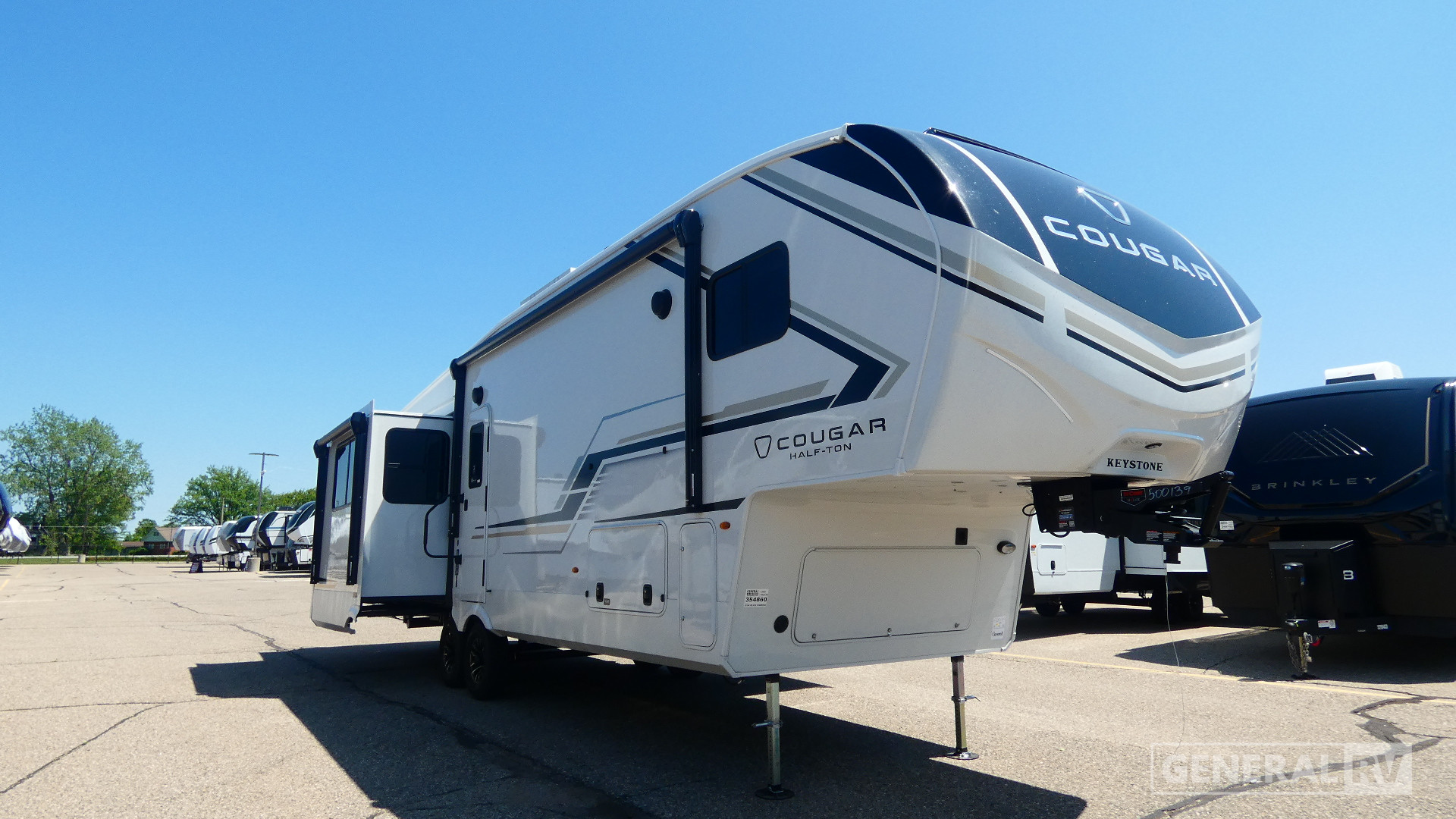 2026 Keystone Cougar Half-Ton (Fifth Wheel) 29MBD for Sale in Birch Run, MI