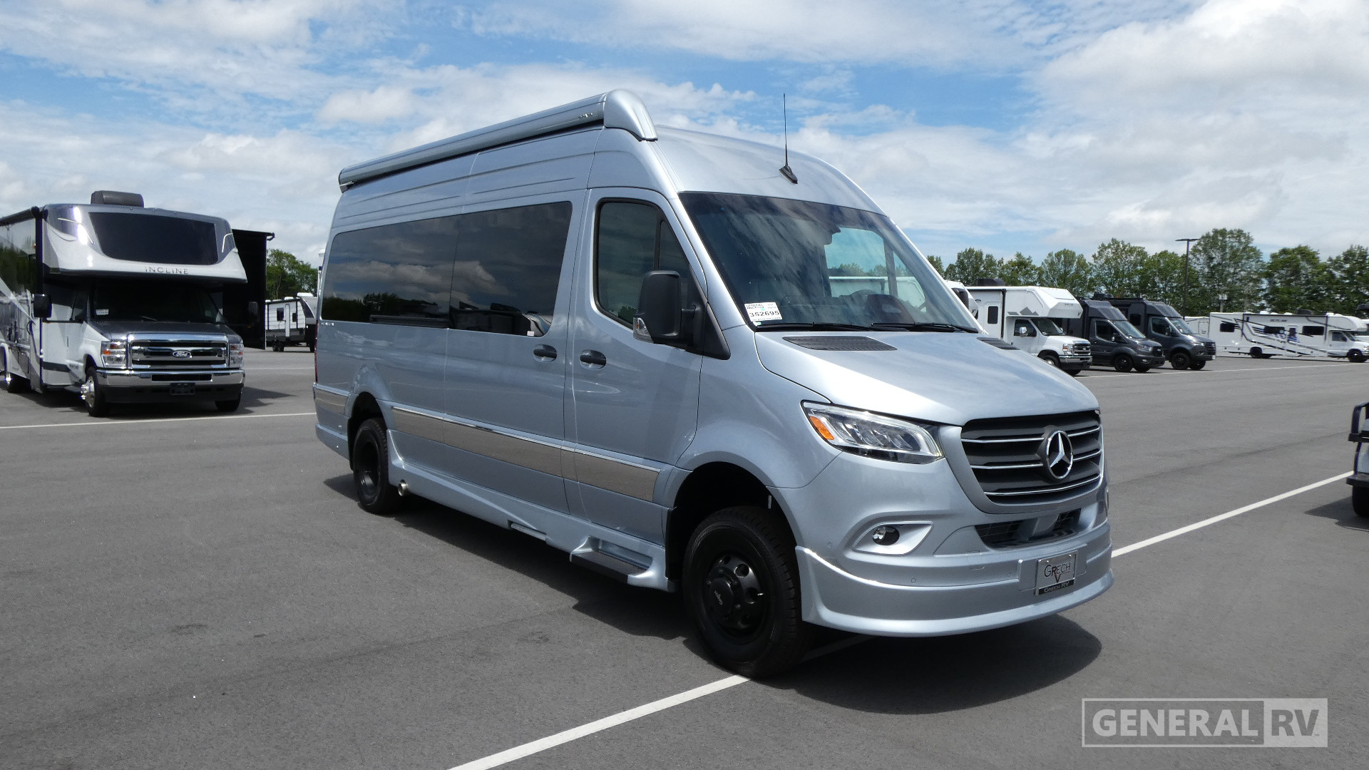 2027 Grech RV Vacanza-ion-22 Tour AWD High Tech Silver