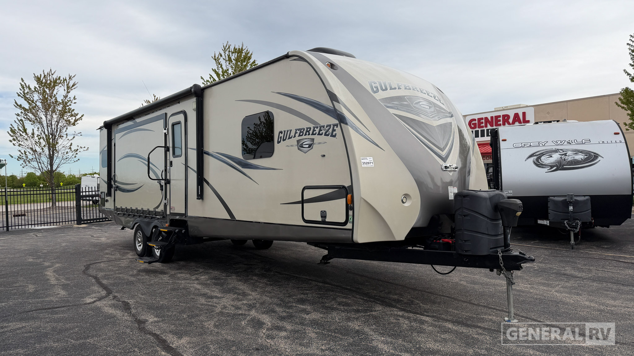 2016 Gulf Stream GULF BREEZE 30RKP  for Sale in Huntley, IL
