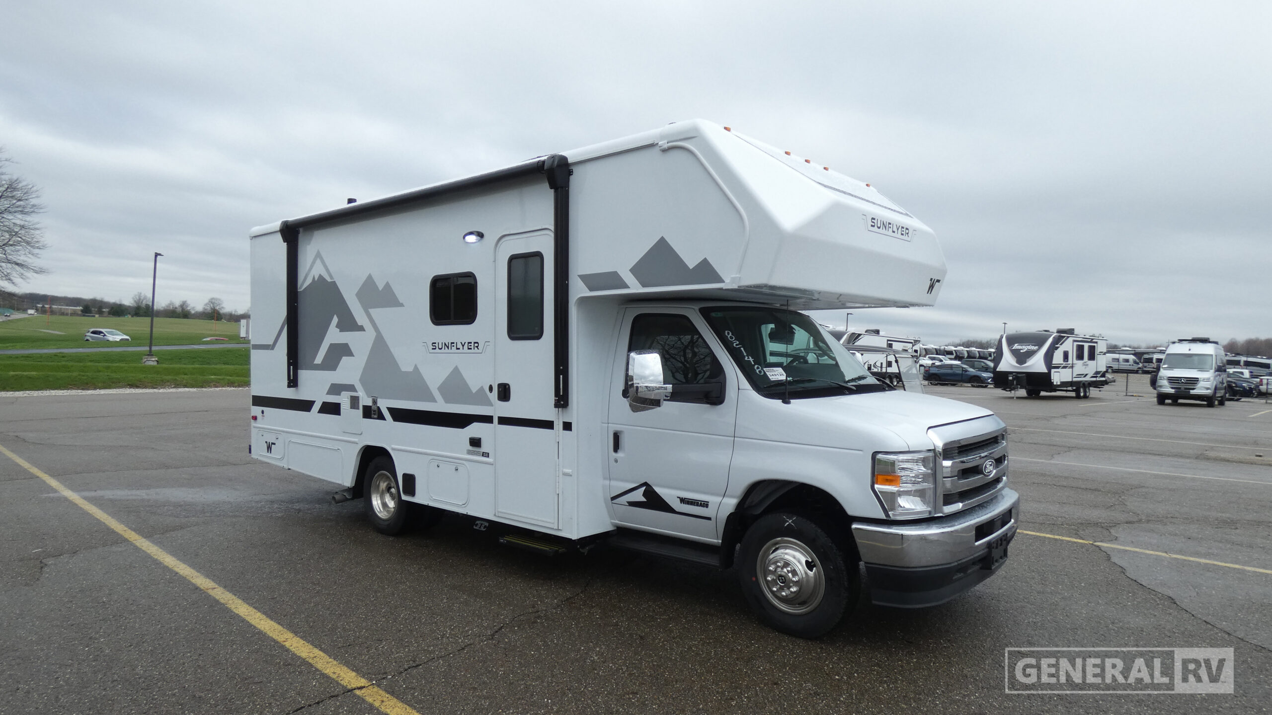 2027 Winnebago Sunflyer 22RS for Sale in North Canton, OH