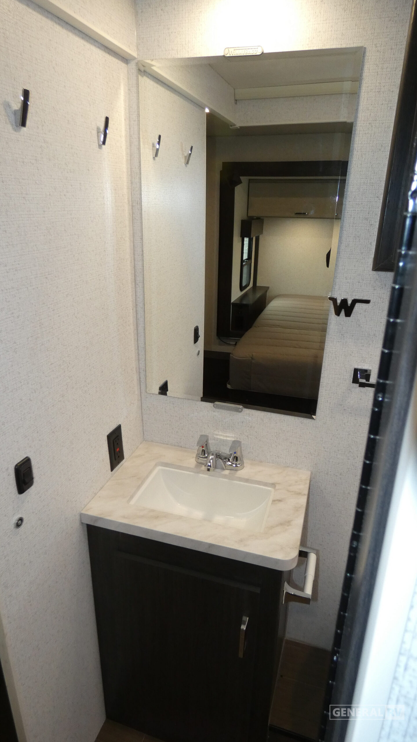 2027 Winnebago Sunflyer 22RS for Sale