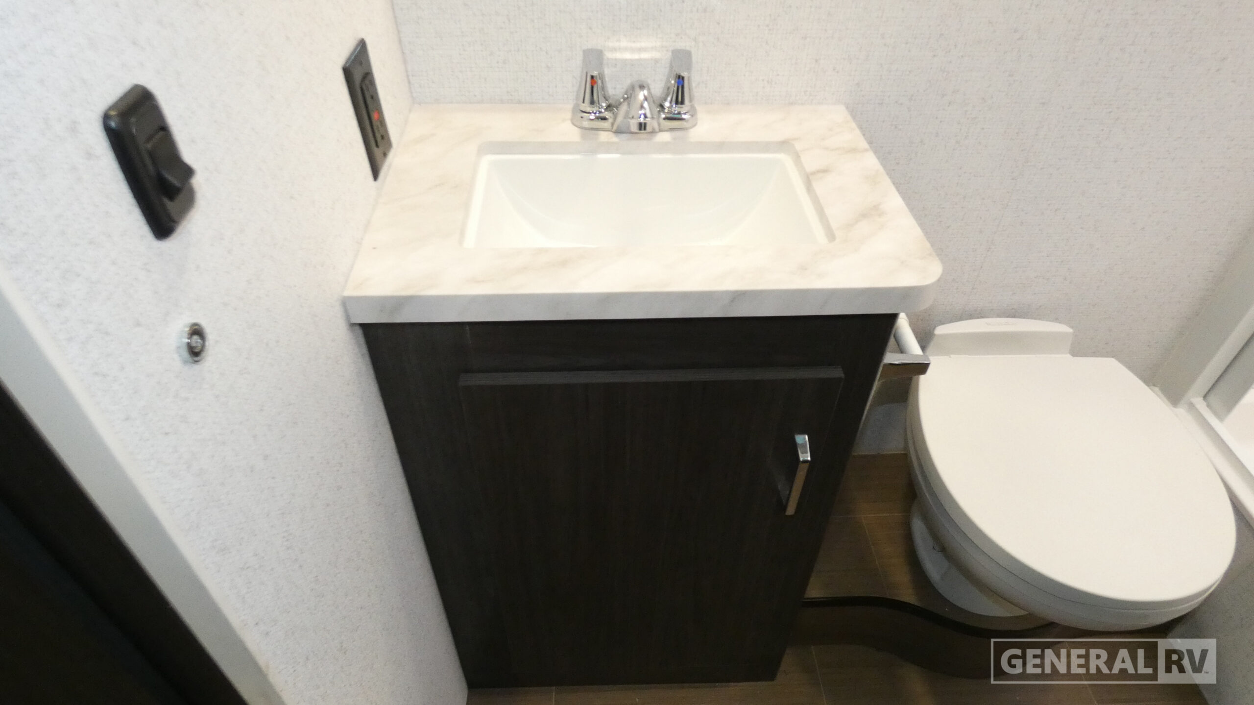 2027 Winnebago Sunflyer 22RS for Sale