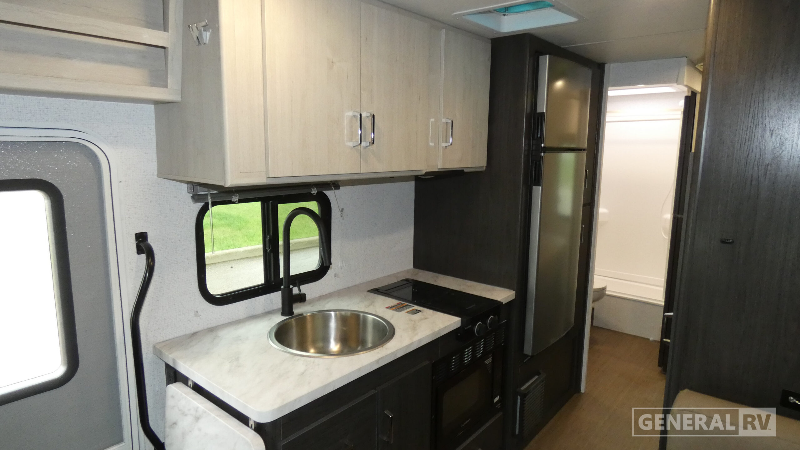 2027 Winnebago Sunflyer 22RS for Sale