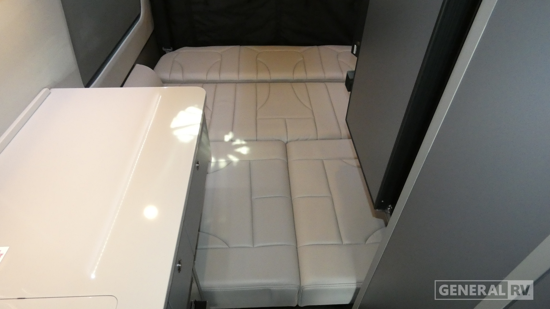 2027 Vacanza-ion-19