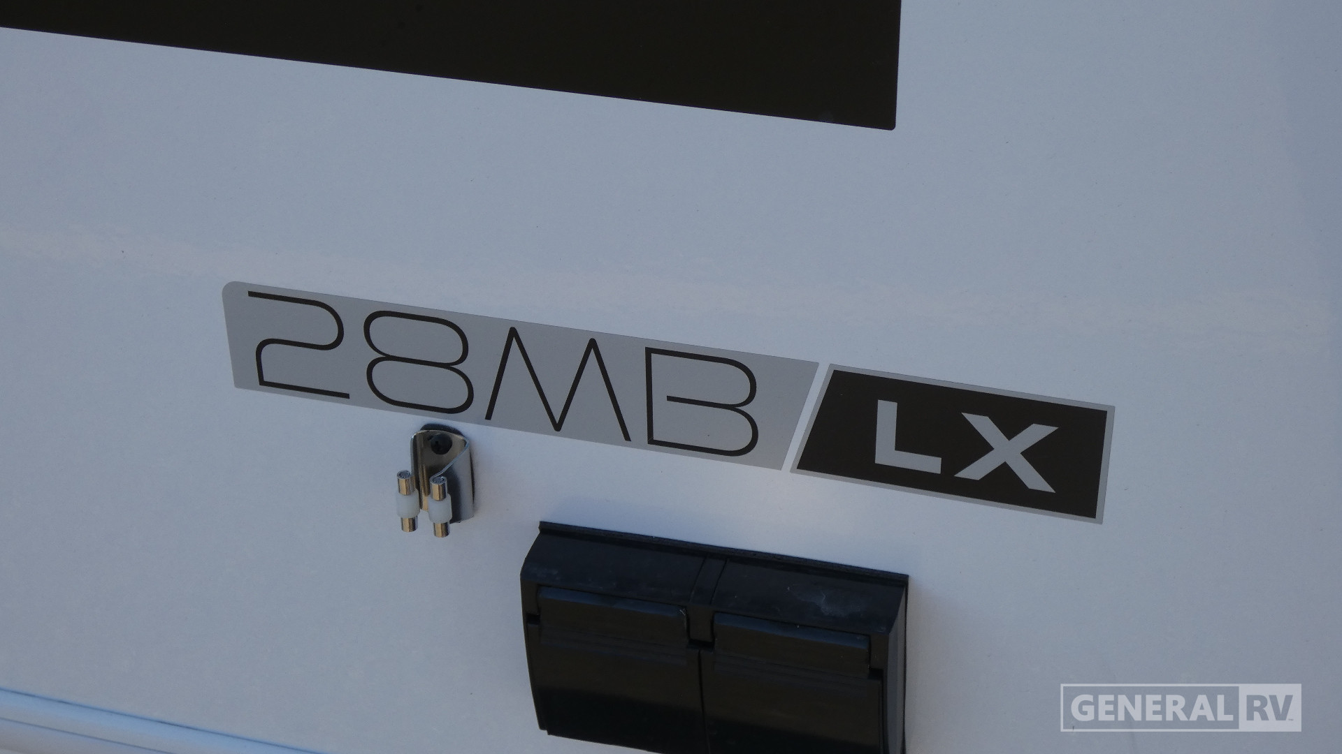 2027 Winnebago Sunflyer 28MB for Sale