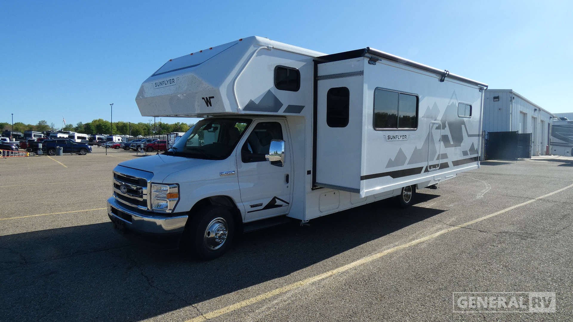 2027 Winnebago Sunflyer 28MB for Sale