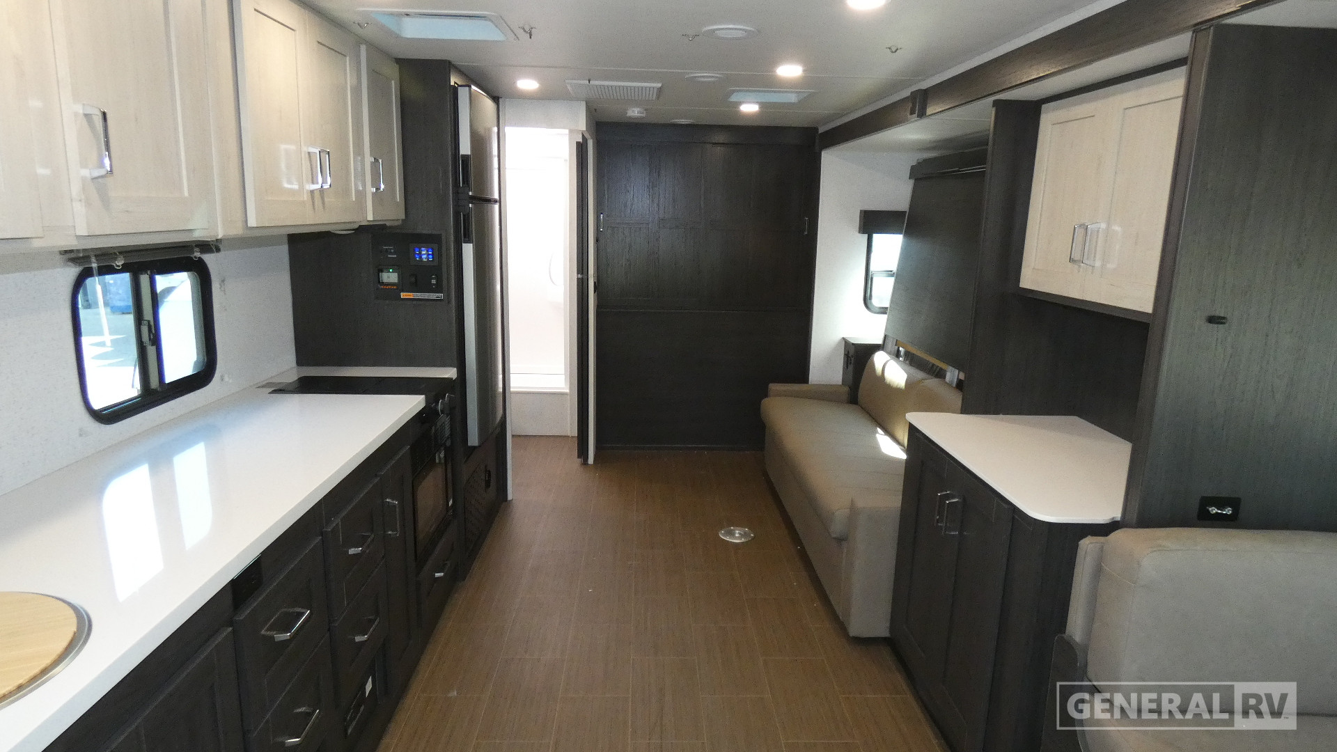 2027 Winnebago Sunflyer 28MB for Sale