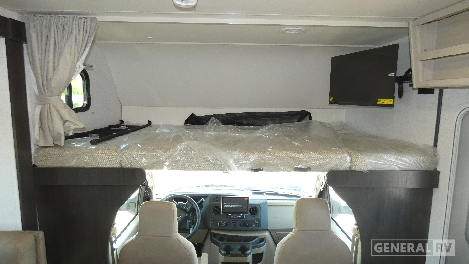 2027 Winnebago Sunflyer 28MB for Sale