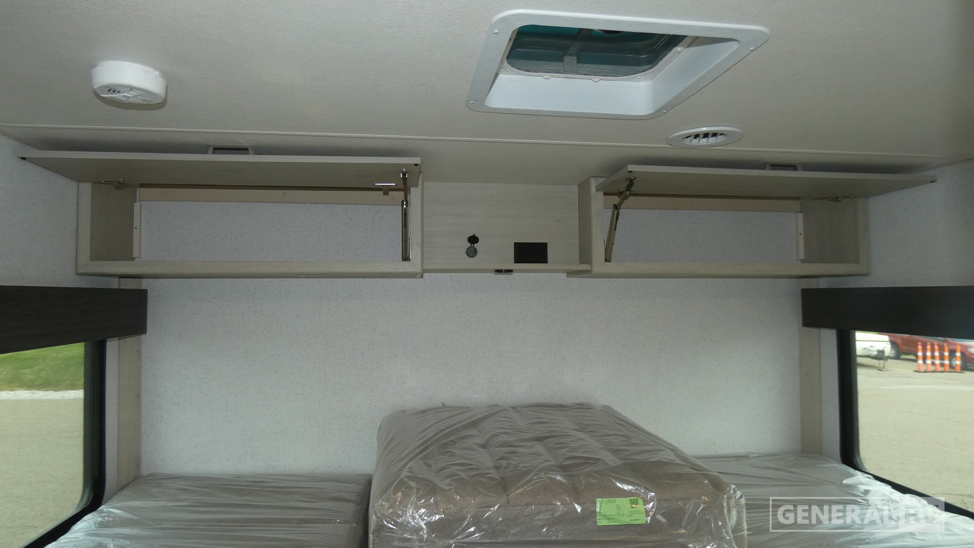 2027 Winnebago Sunflyer 24GG for Sale