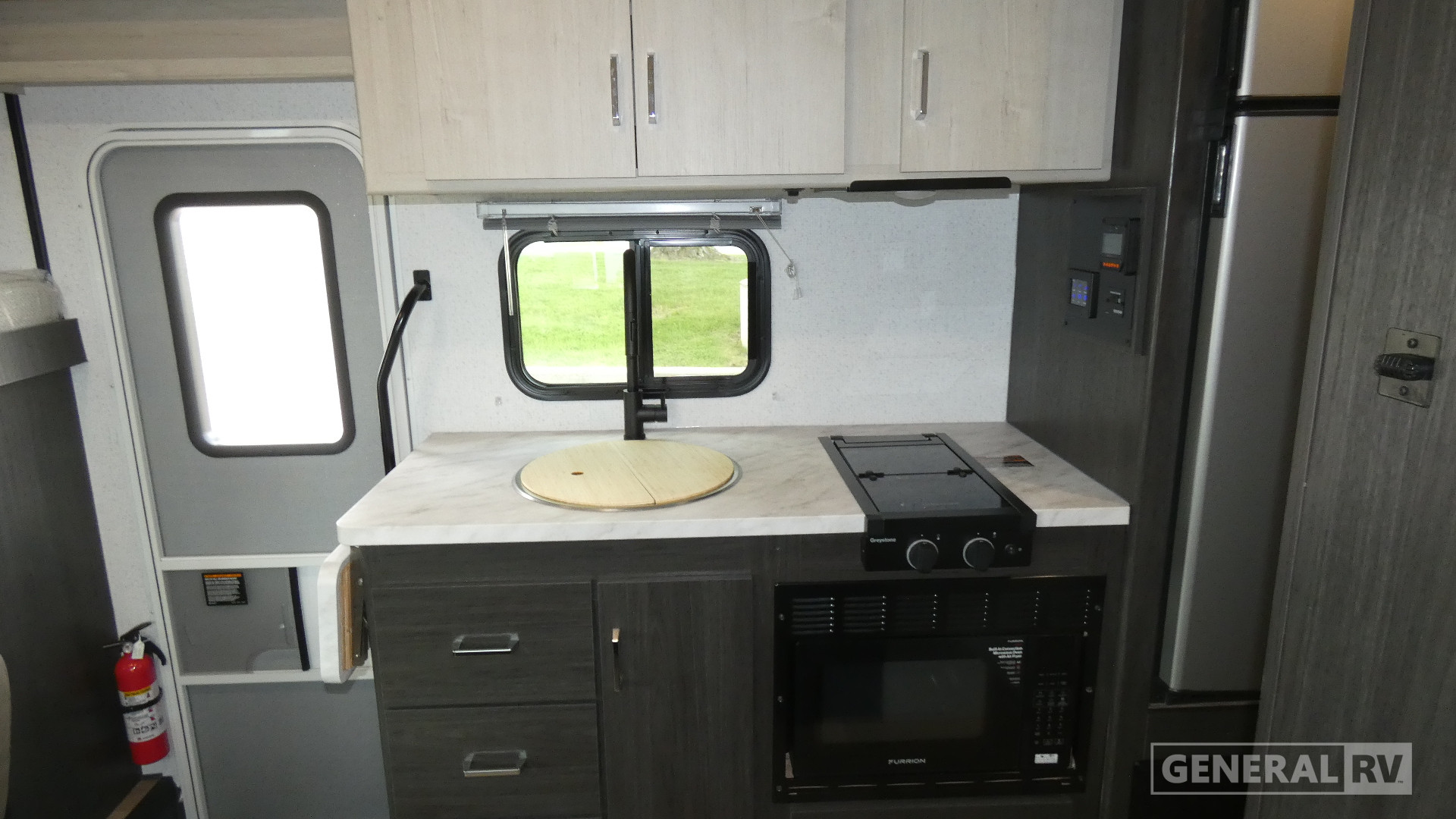 2027 Winnebago Sunflyer 24GG for Sale
