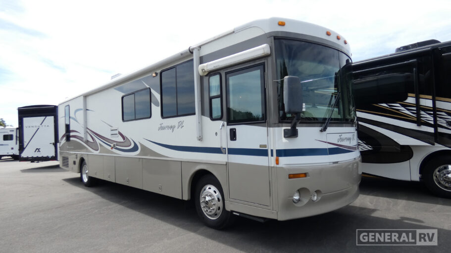 2003 Winnebago 39WD