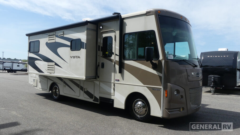 2014 WINNEBAGO 27N