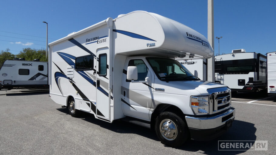 2022 THOR MOTOR COACH 22FE