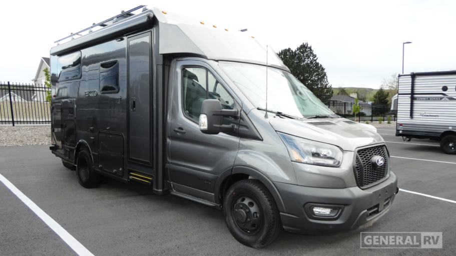 2027 WINNEBAGO 22A