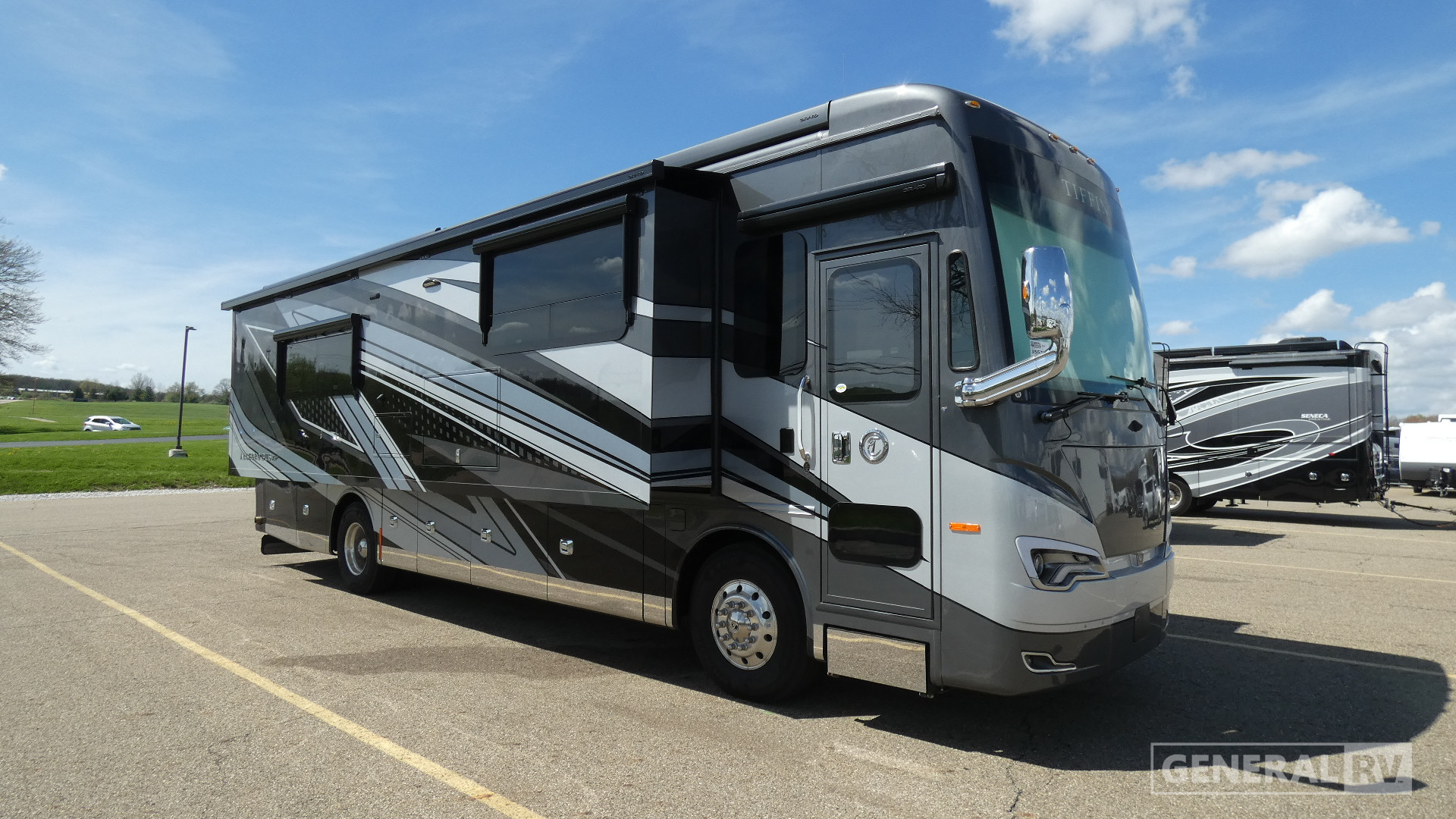 2025 Tiffin Motorhomes Allegro Bus 35 CP for Sale in North Canton, OH