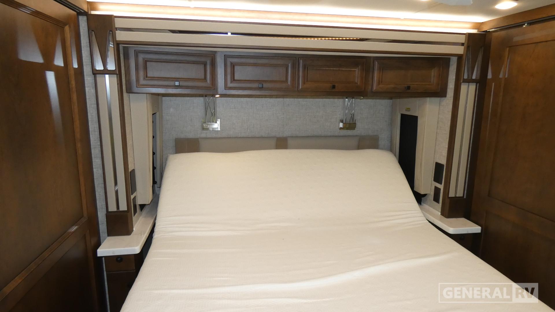2025 Tiffin Motorhomes Allegro Bus 35 CP for Sale