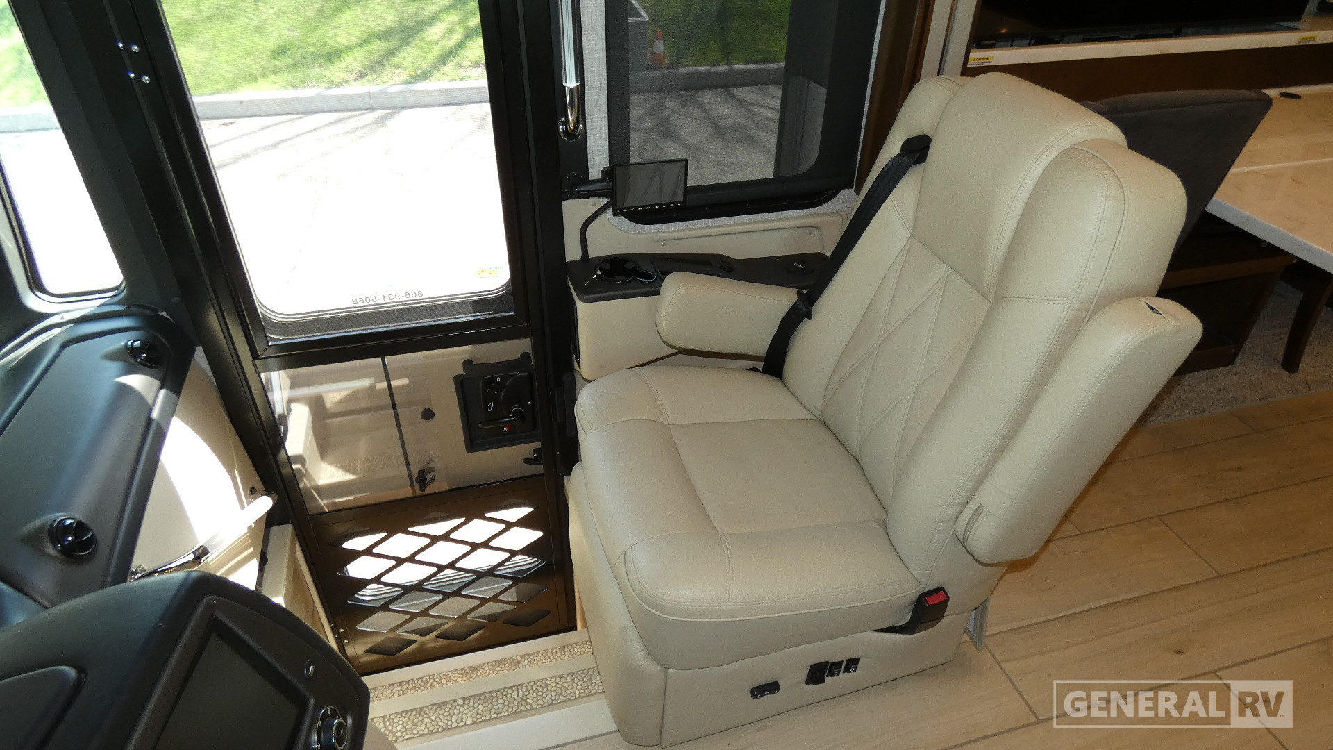 2025 Tiffin Motorhomes Allegro Bus 35 CP for Sale