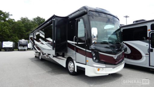 2017 Fleetwood Discovery 39F