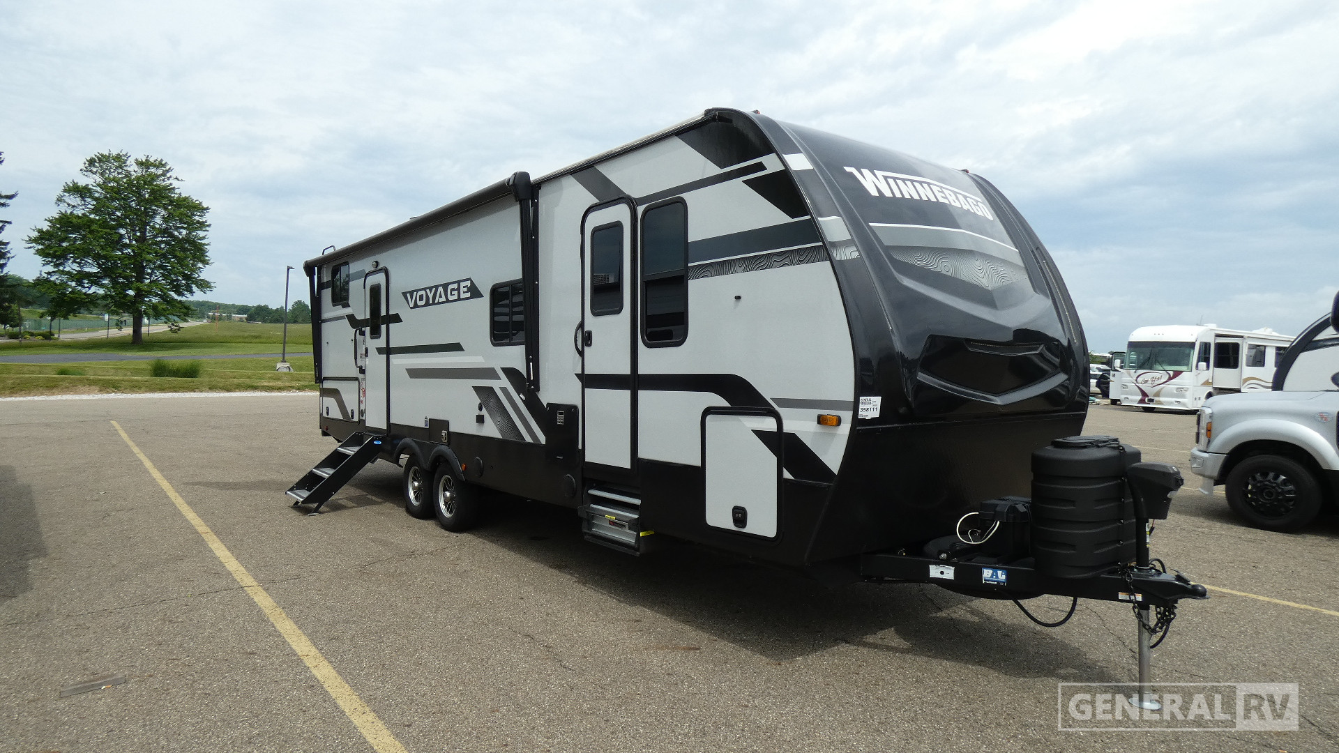 2024 Winnebago Voyage 3033BH for Sale in North Canton, OH