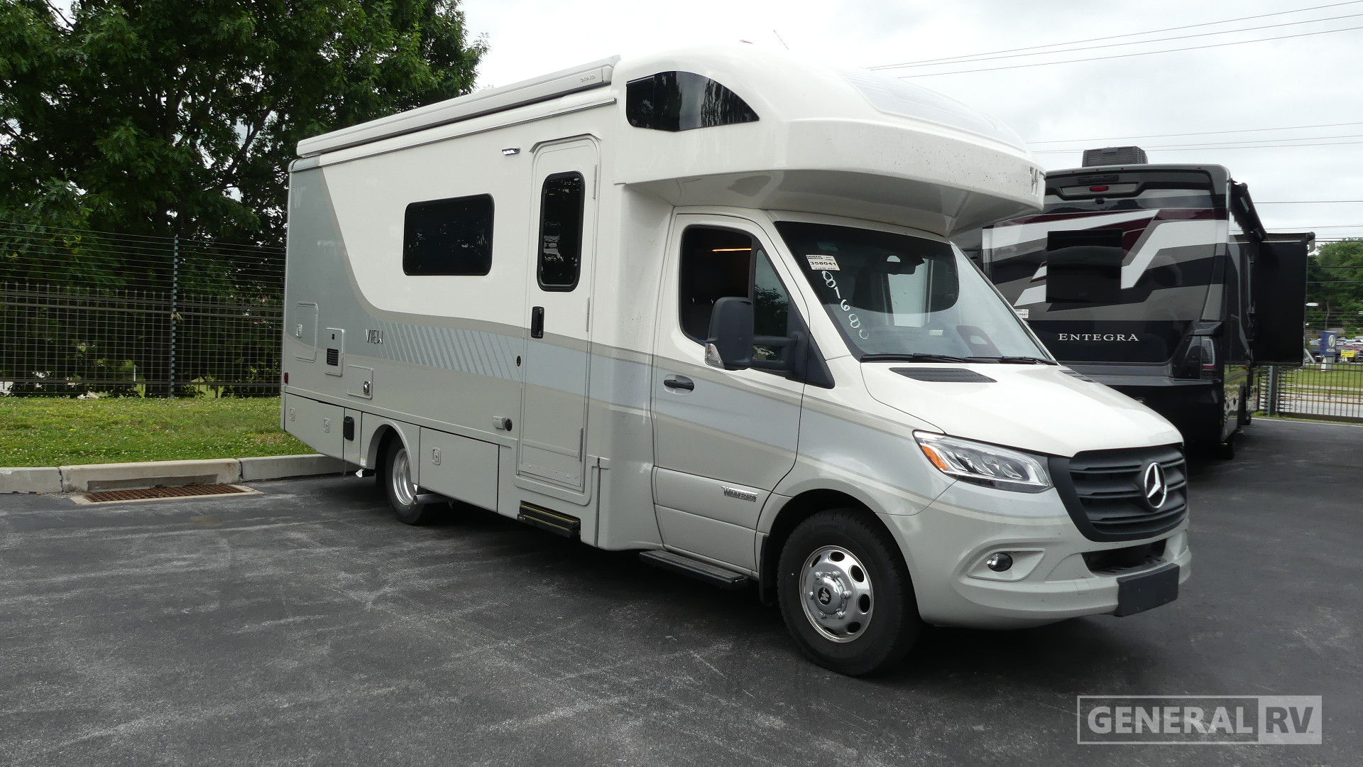 2027 Winnebago View 24D for Sale in West Chester, PA