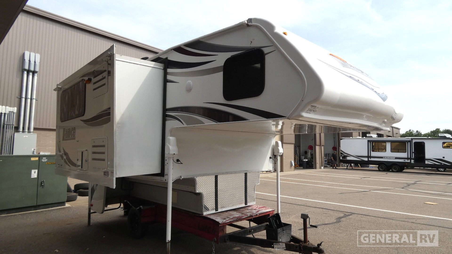 2019 Lance LANCE 995  for Sale in Clarkston, MI