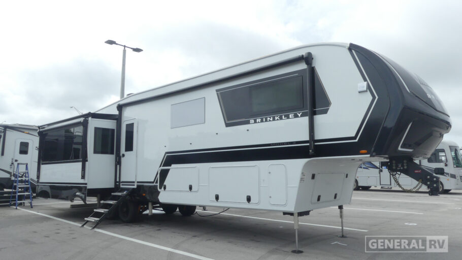 2025 BRINKLEY 3610
