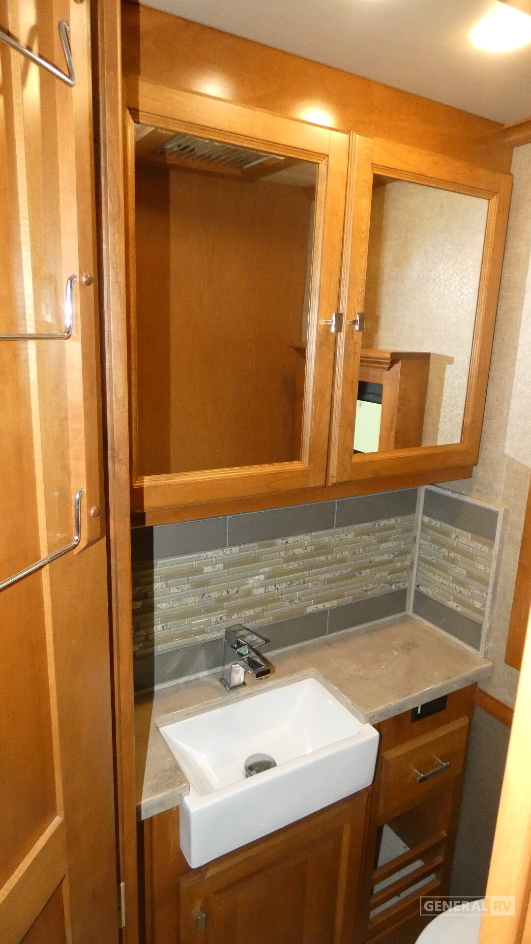 2018 Tiffin Motorhomes Phaeton 40 IH for Sale