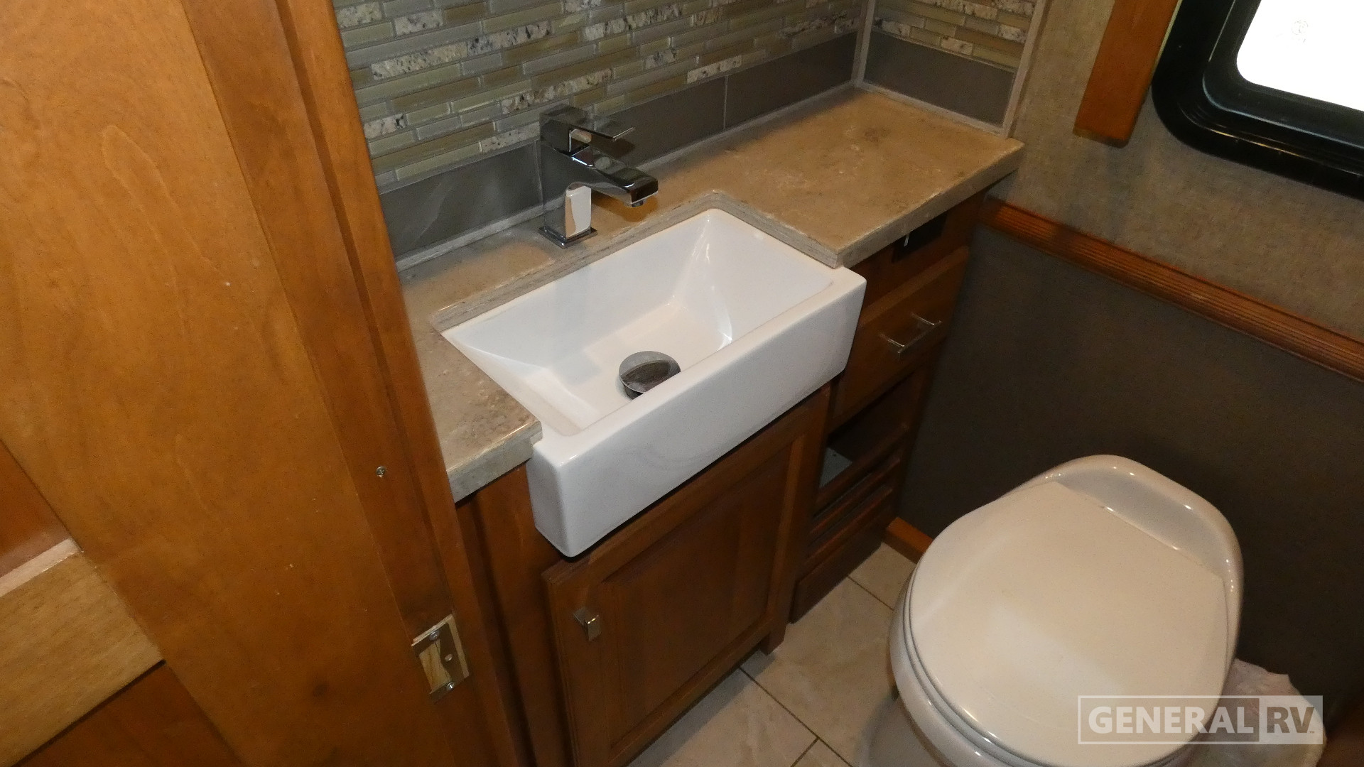 2018 Tiffin Motorhomes Phaeton 40 IH for Sale