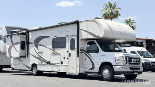 2017 Thor Motor Coach Chateau 31L