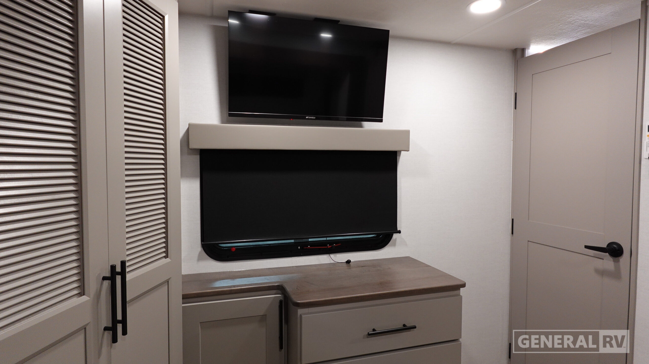 2026 Alliance RV Valor 41V13 for Sale