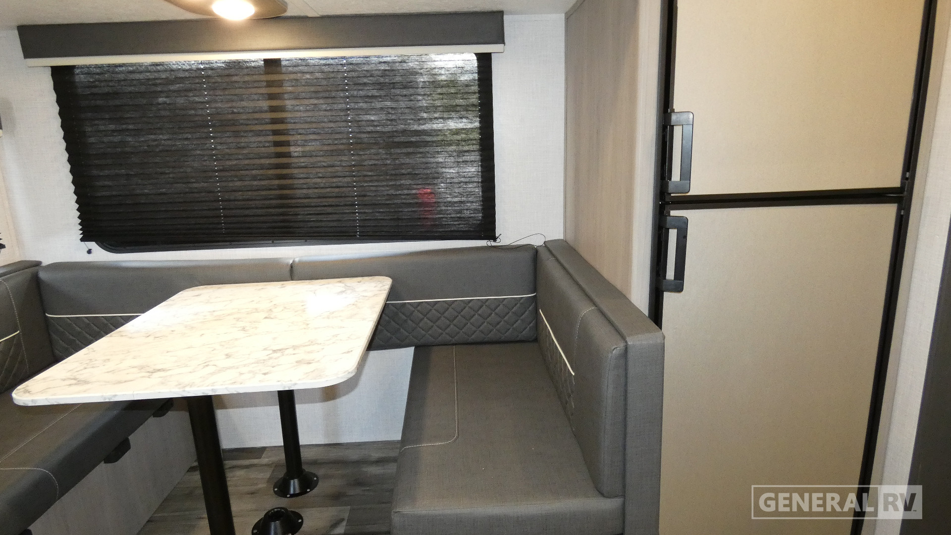 2023 Dutchmen Coleman Light 2455BH for Sale