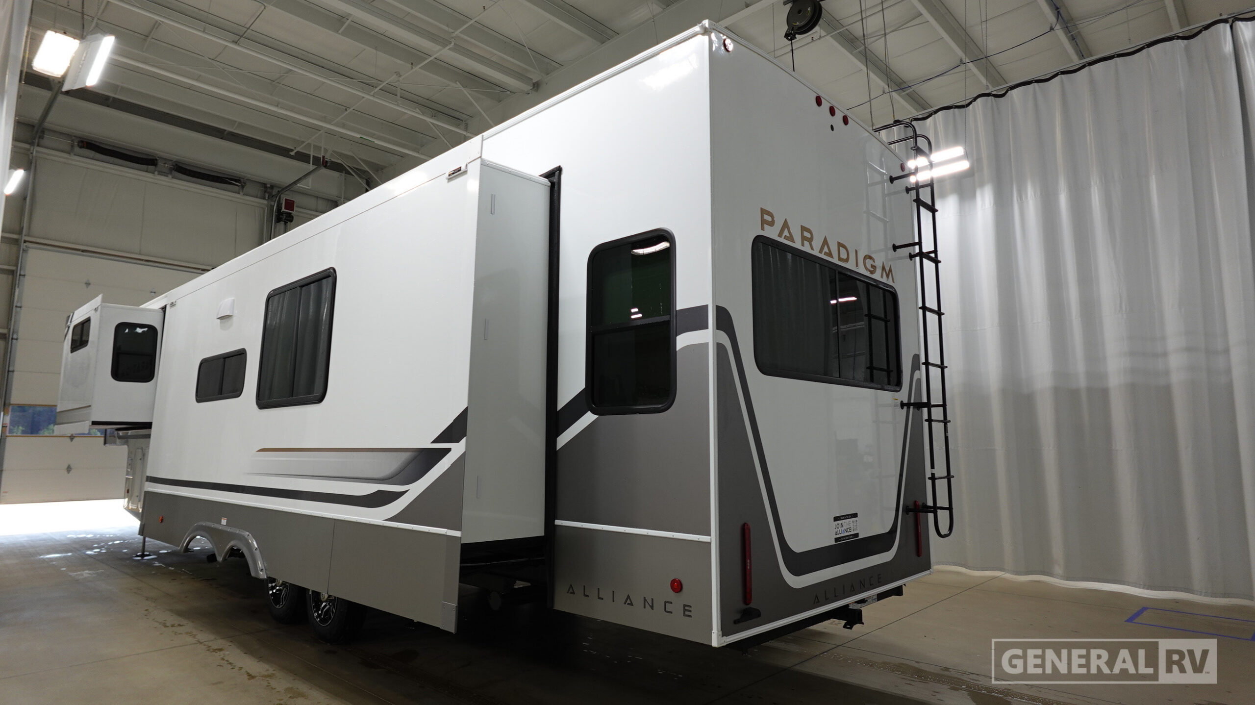 2026 Alliance RV Paradigm 388SP for Sale
