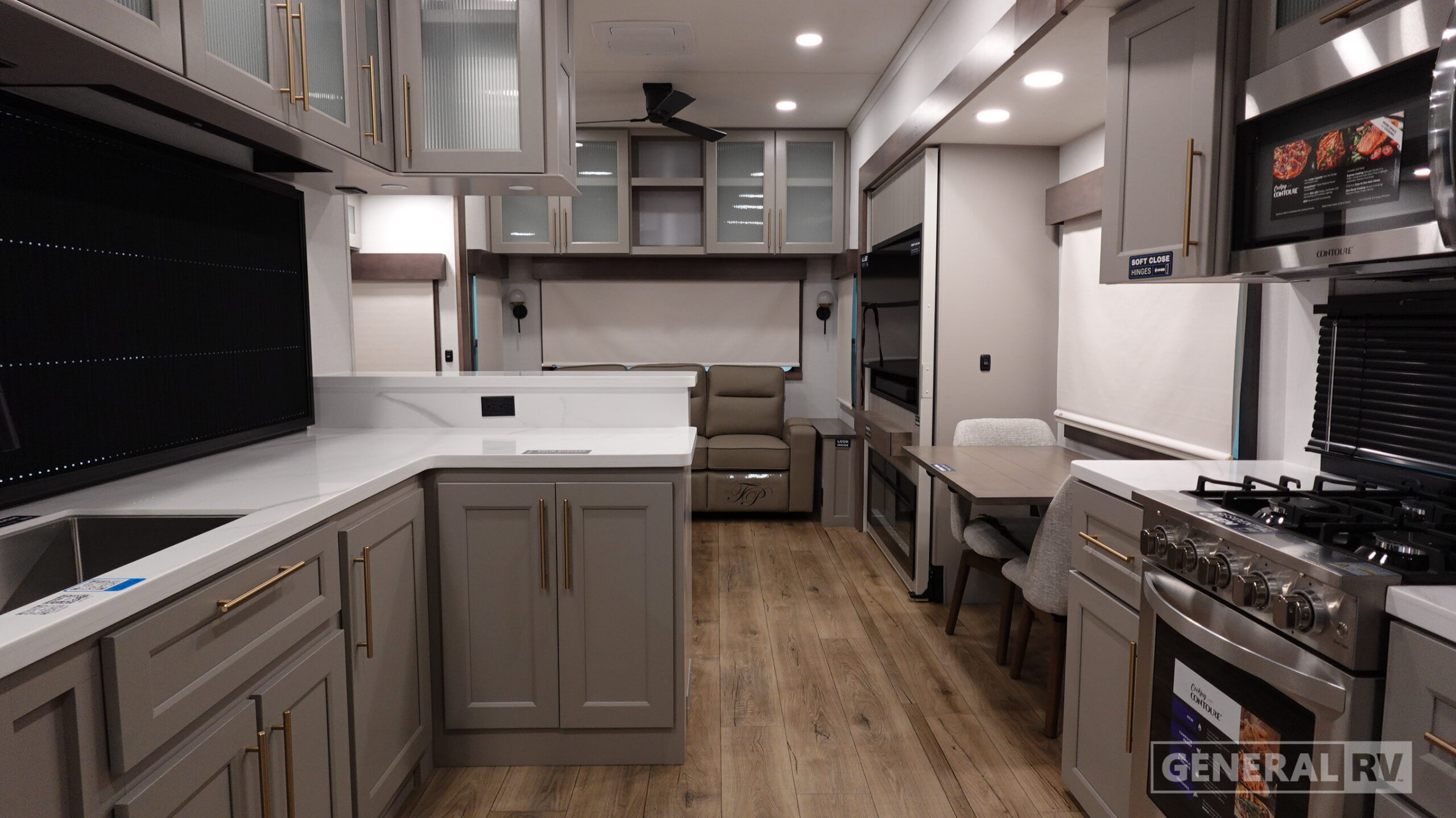 2026 Alliance RV Paradigm 388SP for Sale