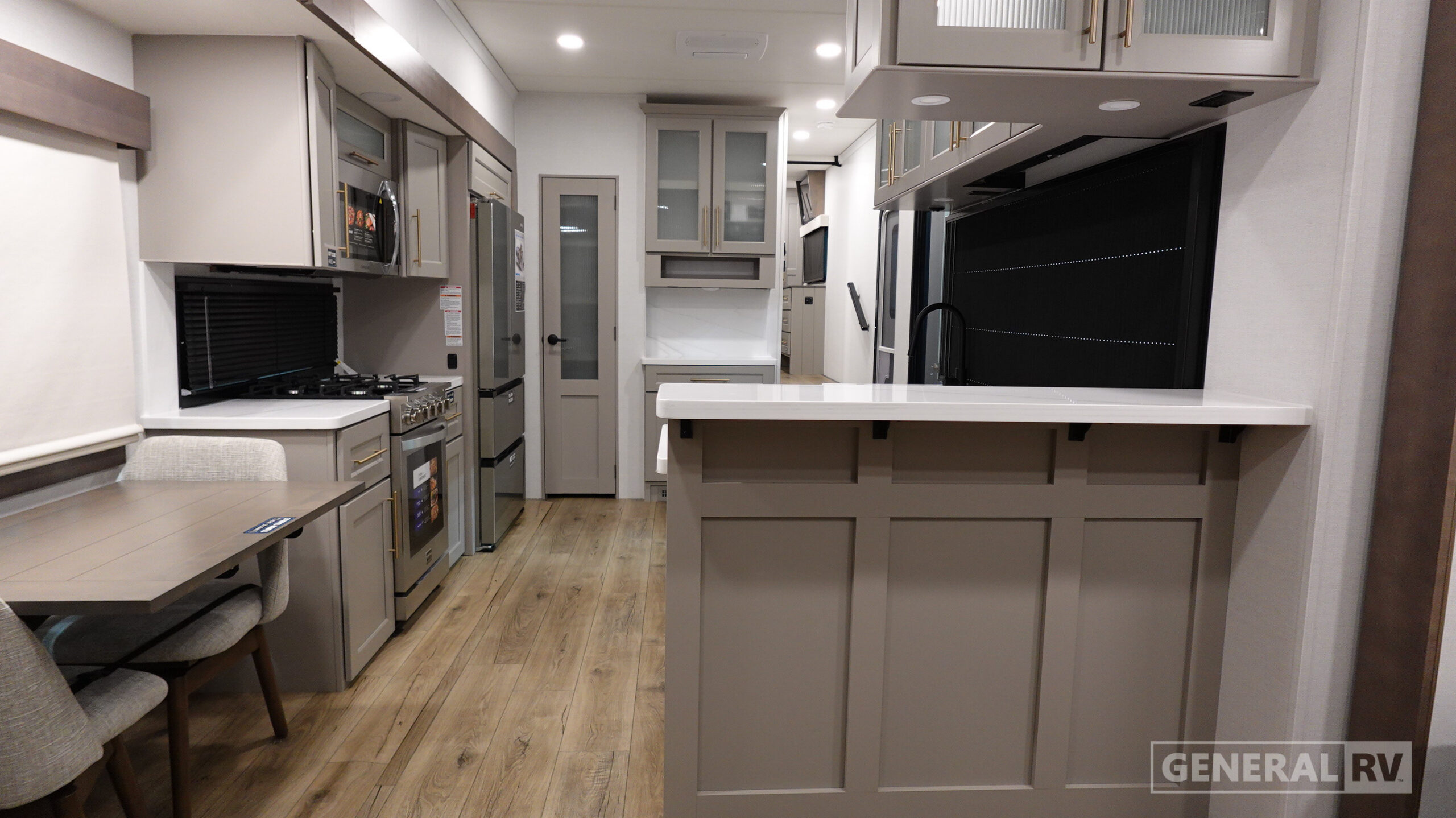2026 Alliance RV Paradigm 388SP for Sale