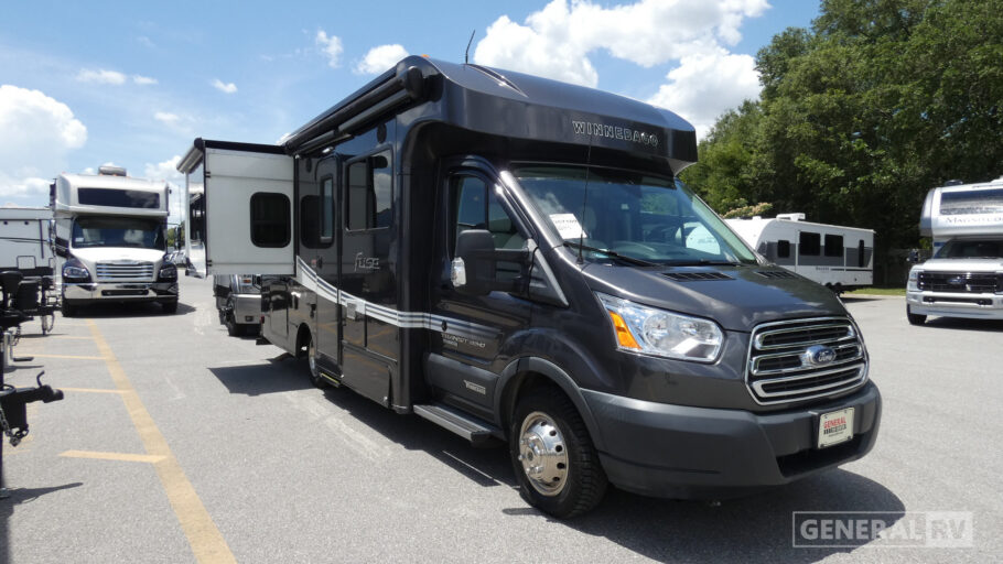 2018 WINNEBAGO 23T